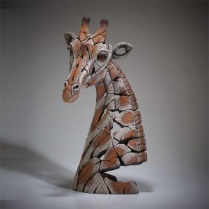 Giraffe - Edge Sculpture